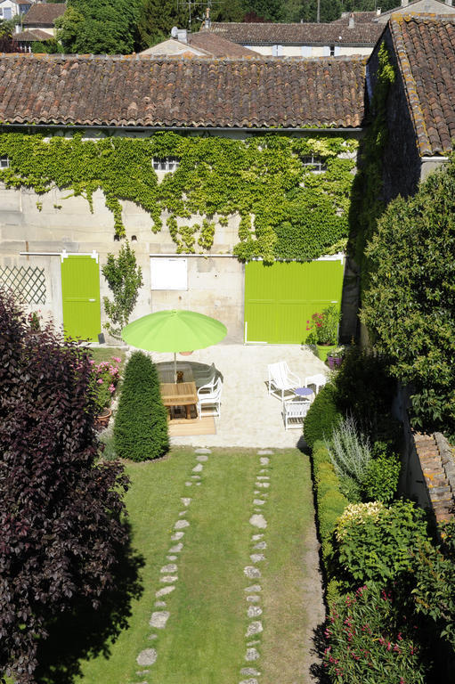 Chambres D'Hotes Les Tilleuls Cognac Bagian luar foto