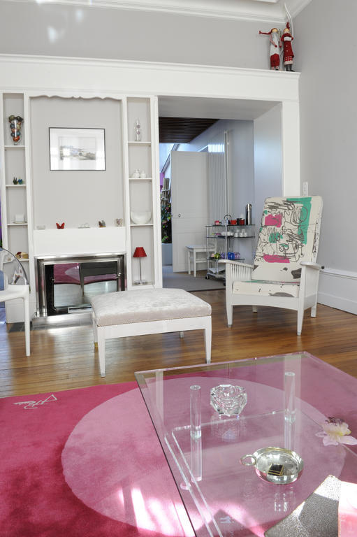 Chambres D'Hotes Les Tilleuls Cognac Bagian luar foto