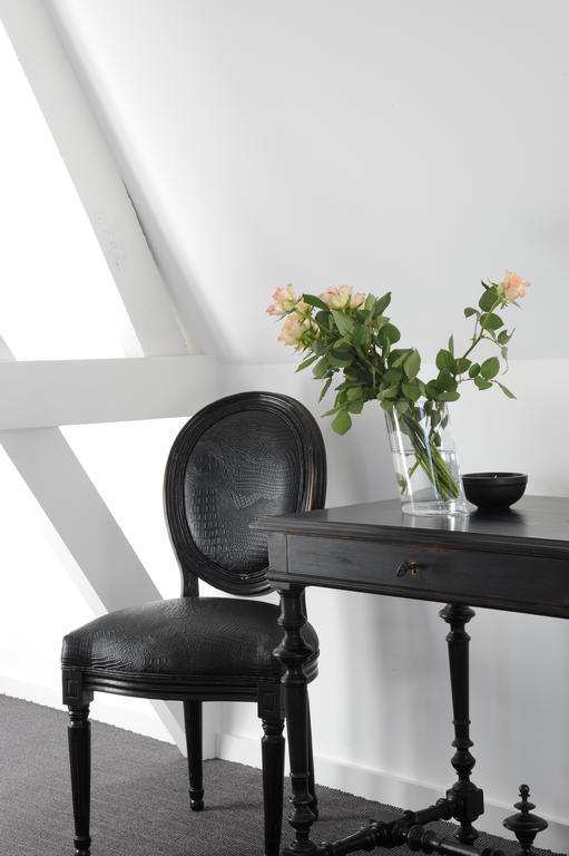 Chambres D'Hotes Les Tilleuls Cognac Ruang foto