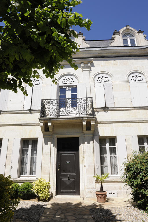 Chambres D'Hotes Les Tilleuls Cognac Bagian luar foto